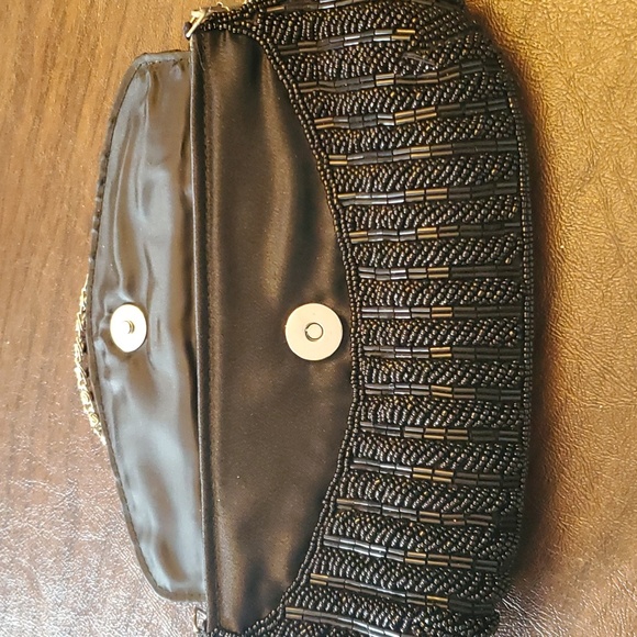 black beaded bag - Picture 3 of 4